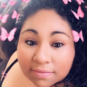 Meet your Posher, Josefa